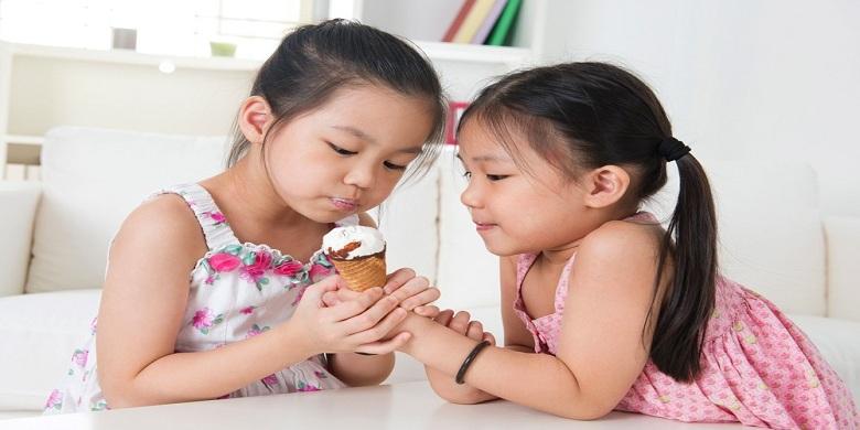 Menumbuhkan Empati Pada Anak