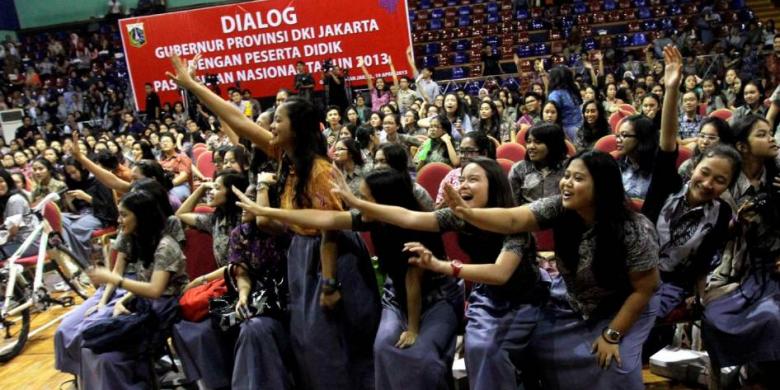 Contoh Naskah Debat Full Day School - Simak Gambar Berikut