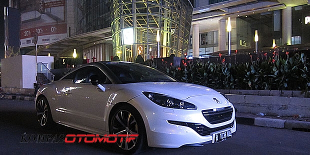 Gaul Bareng Peugeot RCZ