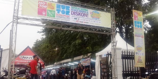 Pesta Diskon di Bursa Motor