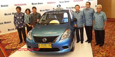Blue Bird Tambah Unit Pakai Nissan Almera