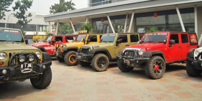 Baksos  Jeep Station Indonesia dan Garansindo ke Sinabung