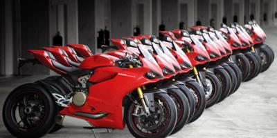Ducati Bergantung pada Model 
