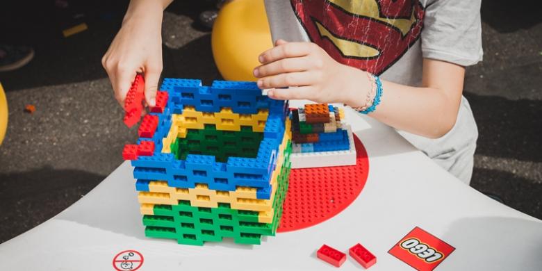 Pencuri Gondol Mainan  Lego  Seharga Rp 150 Juta Kompas com