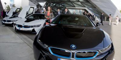 Inden Sampai 18 Bulan, BMW Kebut Produksi i8