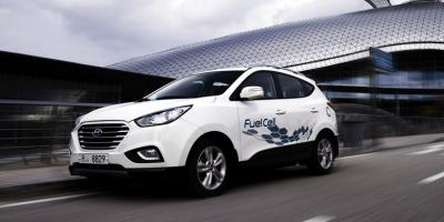 Kondisi Tangki Penuh Bahan Bakar, Hyundai Tucson Ini Jelajahi 3 Negara