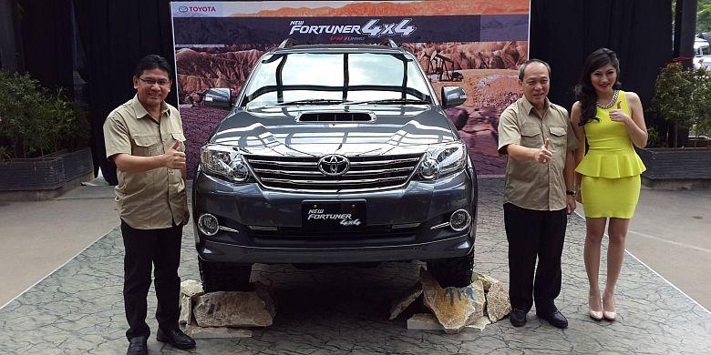  mobil  gambar  mobil  fortuner  terbaru 2021 