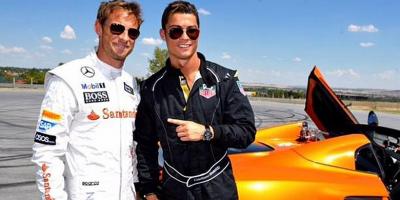 Aksi Cristiano Ronaldo Kendarai McLaren P1