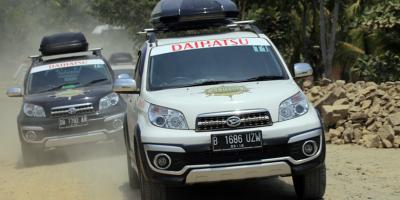 Daihatsu Terios 7 Wonders Libas Jalur Trans Sulawesi