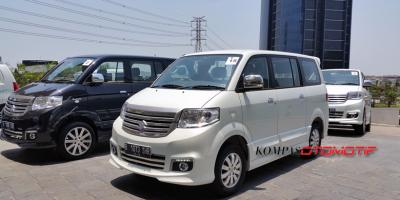 Jajal Jalan Mundur Suzuki New APV Luxury