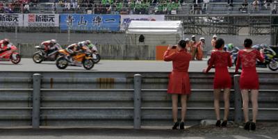 Ragam Wanita Cantik di MotoGP Jepang 2014