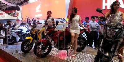 16 Merek Sepeda Motor Ramaikan IIMS 2015