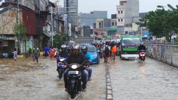 Ini ”Bekal” untuk Sepeda Motor Hadapi Musim Hujan