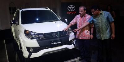 New Toyota Rush Tampil Lebih Sporty dan Modern