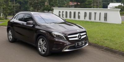 Bergaul Lebih Lama dengan SUV Termurah Mercedes-Benz