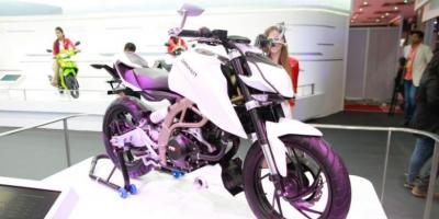 TVS-BMW Lahirkan Sepeda Motor Sport 500 Cc