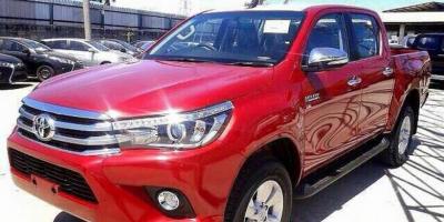 Akhirnya Toyota Hilux 2016 Tampakkan Diri