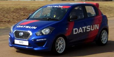 Galaknya Datsun Go Rally di Sirkuit Balap