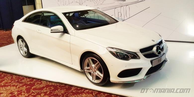 Mercedes e200 Coupe вертикально