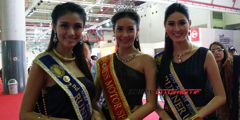 3 Gadis Otomotif Thailand Adu Cantik dengan SPG IIMS