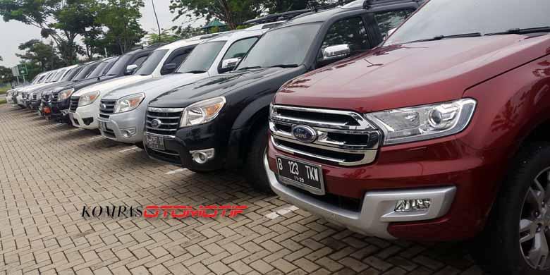 Selain mobil produksi lama, terlihat juga model keluaran baru All-New Everest dalam ajang kumpul akbar para pengguna Ford di Indonesia.