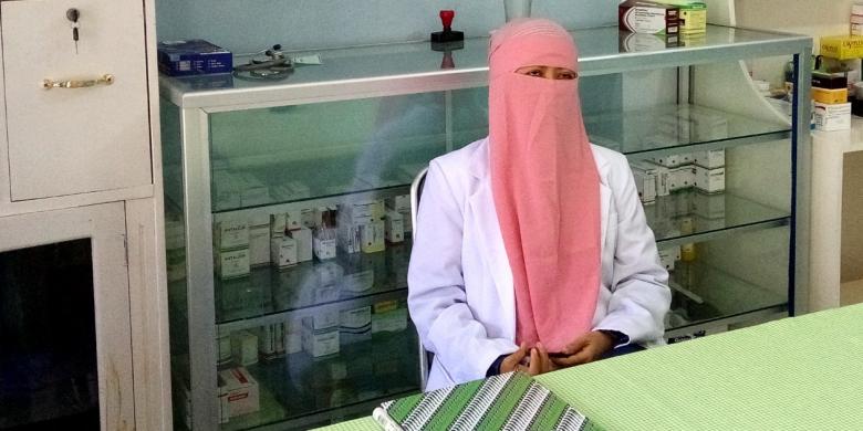 Cara Sholat Wanita Bercadar Di Tempat Umum