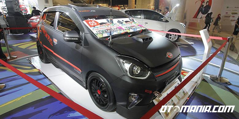 5100 Modif Cutting Sticker Mobil Agya Merah Gratis Terbaru