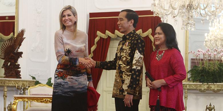 Ratu Maxima ketika datang ke Indonesia.