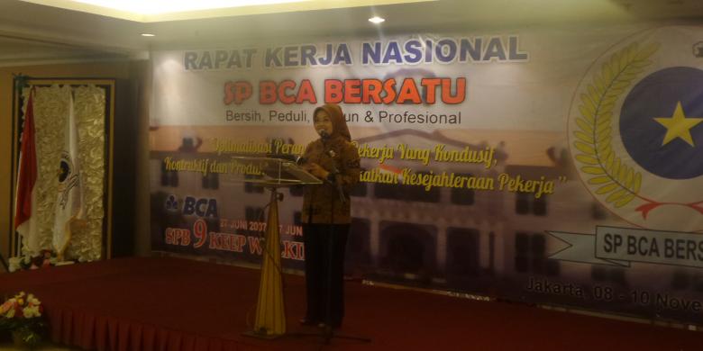 Ketika Sylviana Merasa Terganggu Saat Memberi Kata Sambutan