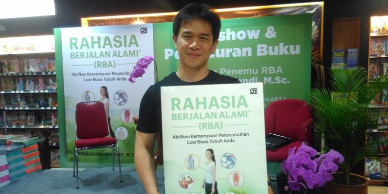 Irmansyah Effendi, M.Sc. dalam acara peluncuran buku Rahasia Berjalan Alami (RBA) di Toko Buku Gramedia, Kelapa Gading, Jakarta Utara, Kamis (24/11/2016) malam.
