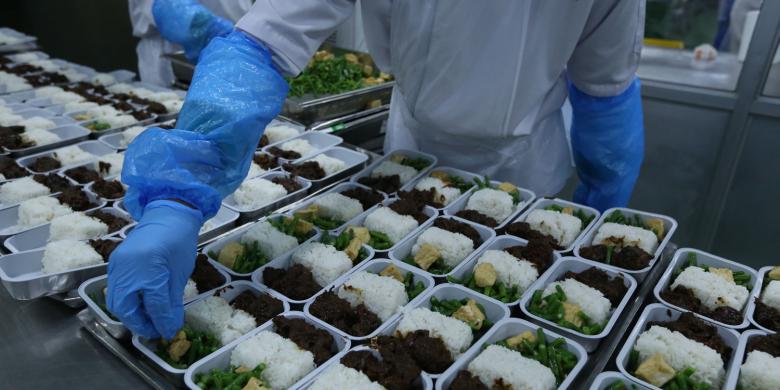 150 Koki Aerofood Acs Siapkan Makanan Untuk Rombongan Raja Salman 150 Koki Aerofood Acs Siapkan Makanan Untuk Rombongan Raja Salman