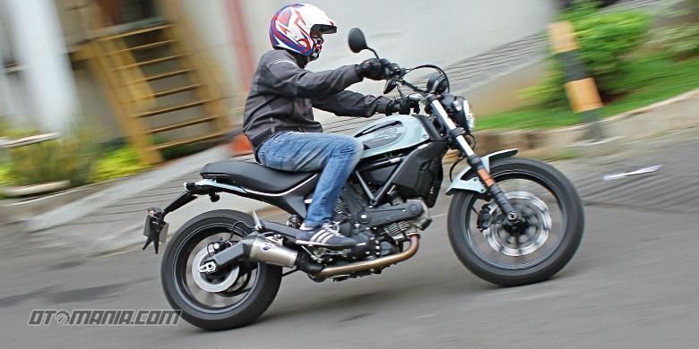Mengupas Sejarah Scramble Ducati Sixty2 Motor Gede dengan 