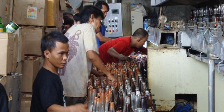 BPOM Sidak Pabrik Kecap dan Saus Botol di Tangerang ...