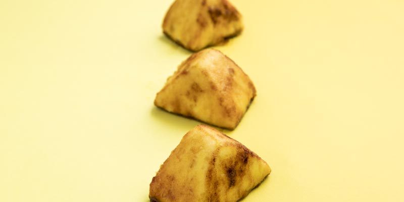 Sweet Potato ini adalah produk andalan dari toko kue Kona to Tamago di Jiyugaoka (daerah yang terkenal dengan banyak toko dessert), Tokyo, Jepang.