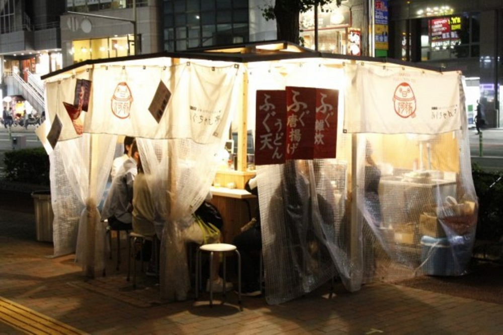 Anda bisa mampir dengan mudah karena kedai didirikan dekat dengan Daimyo dan tempat-tempat populer di Fukuoka