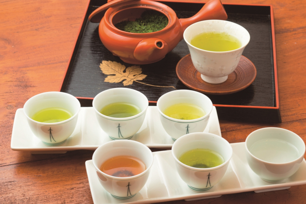 “Set rekomendasi 5 tester teh” harga 600 yen, hanya dijual 5 set per hari