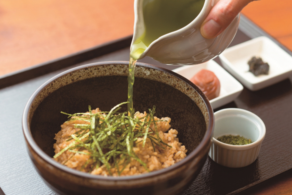 Ochadzuke, hidangan makan siang yang populer
