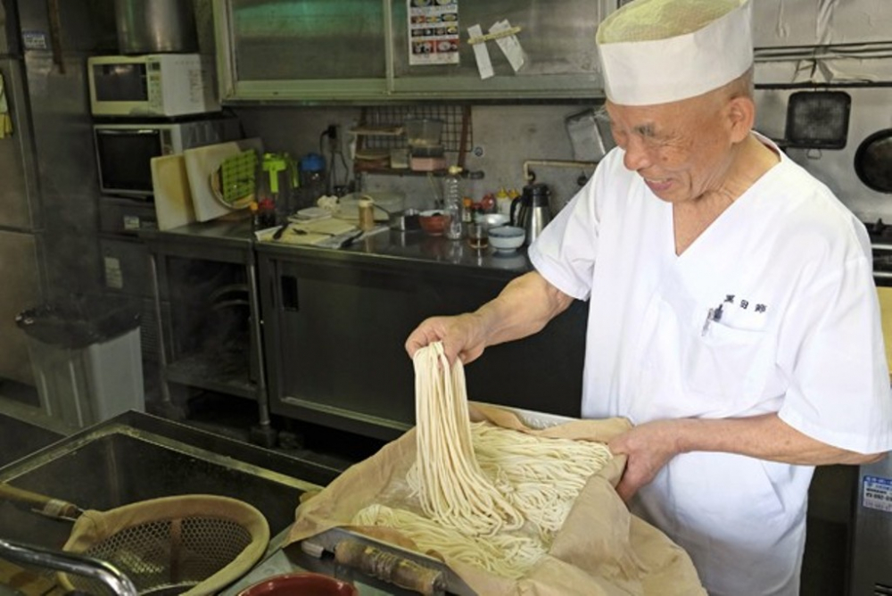 Pendiri kedai, Pak Mitsuhiro Ito. 
