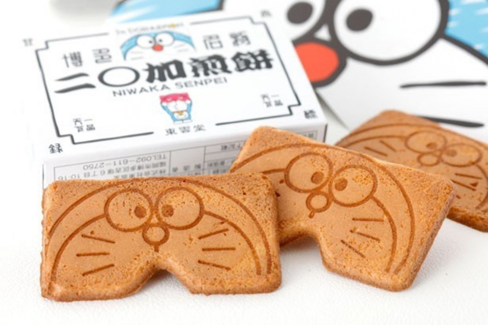 Kue “I’m Doraemon Niwaka Senbei” 
