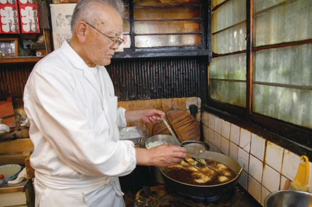 Generasi kedua restoran khusus tempura yang telah berdiri sejak 1957 di persimpangan Taisho-doori.