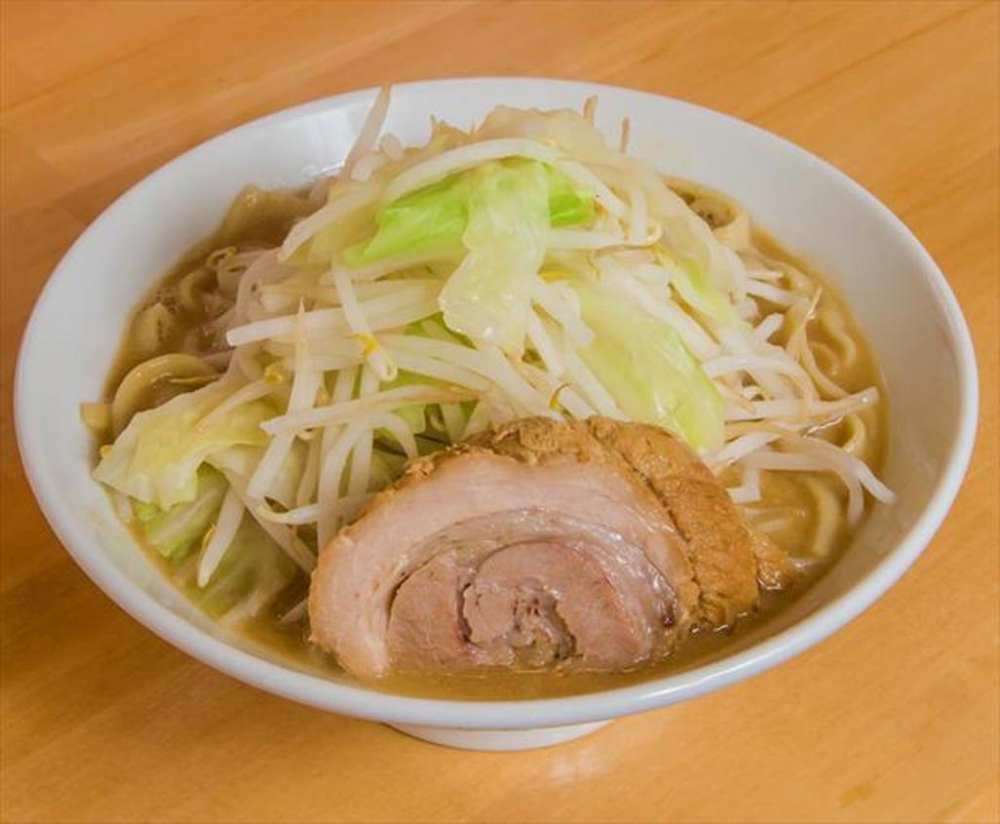 Mini ramen buta hitokire-tsuki/mini ramen dengan satu potongan daging babi untuk pemula