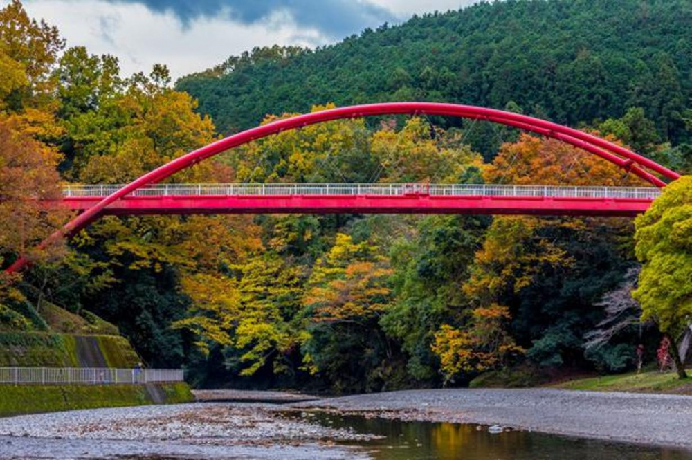 Hannogawara dan Ware-iwa Bridge