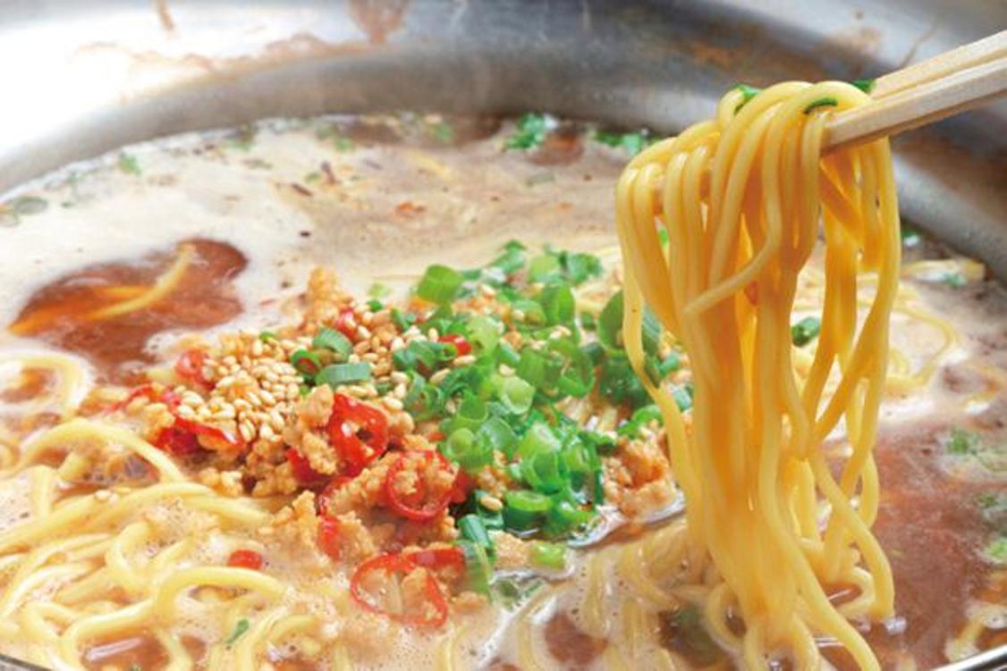 Taiwan ramen menggunakan mi segar yang menyerap rasa dari kuah sup.