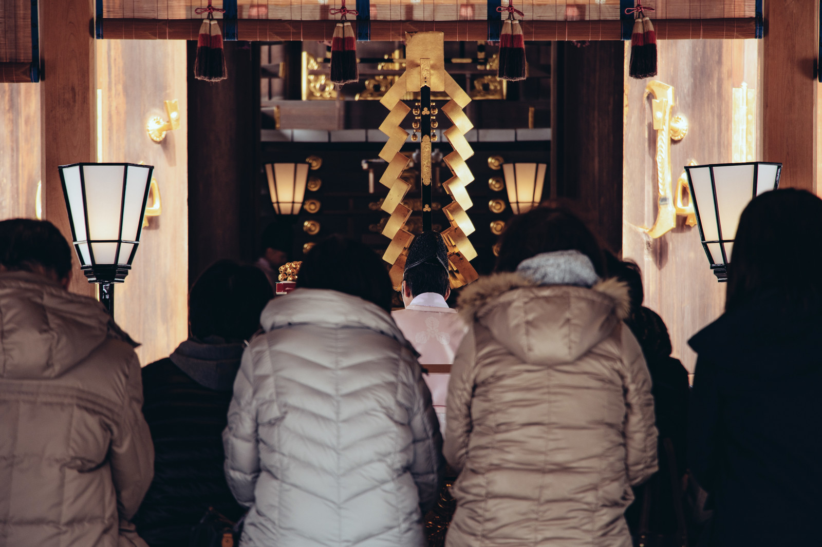 Hatsumode atau kunjungan kuil pertama adalah ritual penting yang harus dilakukan pada rentang waktu beberapa hari pada tahun baru. 