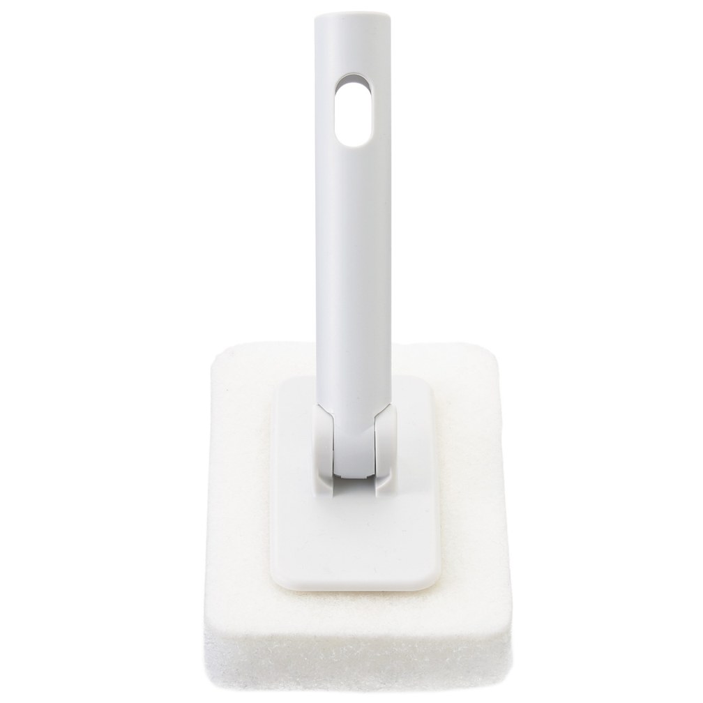 Cleaning System Bath Brush And Sponge For Bath (masing-masing 390 yen belum termasuk pajak)