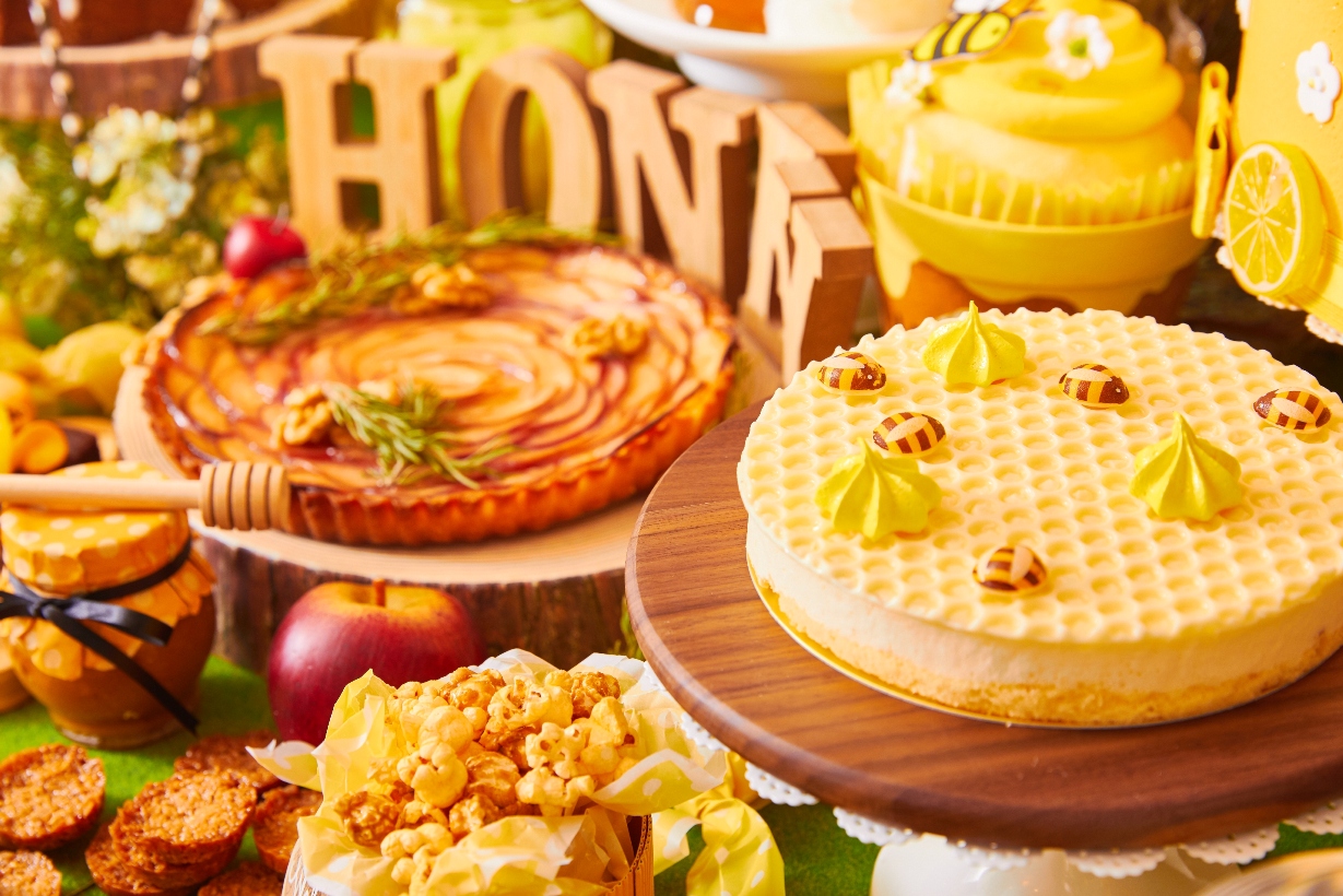 Dreaming of Honey Hunt Dessert Buffet