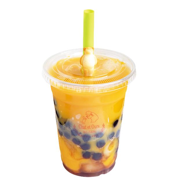 Mango Juice (630 yen), nikmati rasa manis buah yang alami dan kaya tanpa tambahan gula dan tanpa bahan kimia buatan. 