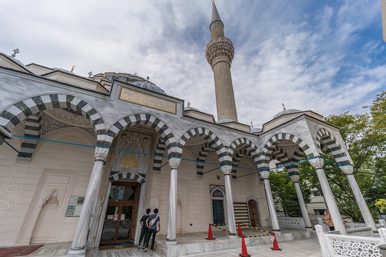 Masjid Tokyo Camii di Jepang.