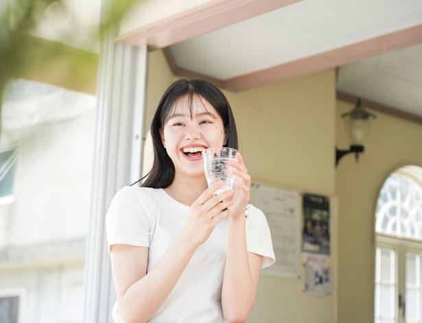 Dinginkan air sebelum minum atau campur dengan wine, shochu, atau cuka buah.