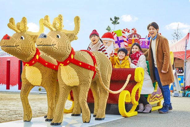 Legoland Jepang dengan suasana Natal. 